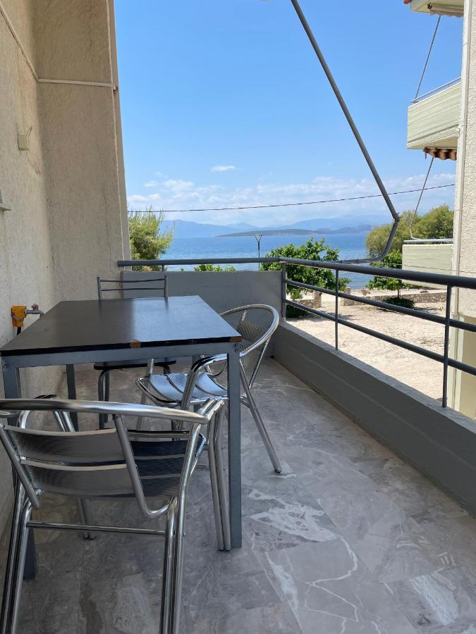 Finikas Íria Exterior foto